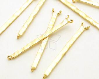 AC-617-MG / 2 Pcs - Hammered Stick Three Way Connector, 3 Loops Center Connector, Matte Gold Plated over Brass / 31mm
