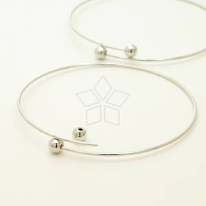 BR-031-OR / 1 st - Justerbart 1 mm trådarmband med 5 mm kuländar, perfekt för pärlor med initialer, försilvrad minnestråd / 1 mm