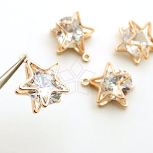 PD-1904-RG / 2 Pcs - Brilliant Cut Cubic Zirconia in Star Shell Frame, Clear CZ Charm Pendant, Rose Gold Plated Brass Frame / 10mm x 12mm