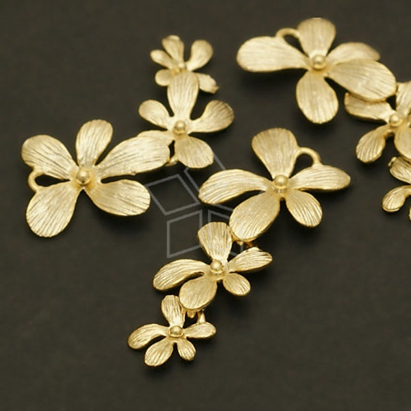 AC-507-MG / 2 Pcs - Little Flower Connector, Flower Charms, Leaf Charms, Matte Gold Plated over Brass / 10mm x 25mm