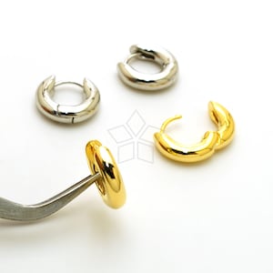 EA-105-OP / 2 Pcs - Plain Ring Hoop, Gold Silver Bold Tragus Hoop Earring, Dainty Everyday Cartilage Huggie Hoops / 12mm