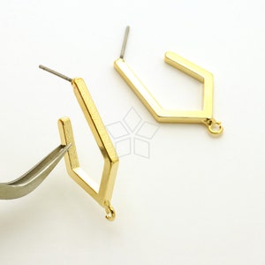 EA-323-GD / 2 Pcs - Gold Open Pentagon Shape Ear Posts, Geometric Hoop Earrings, Gold Plated, Surgical Steel Post / 16mm x 29mm