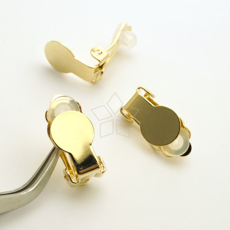 EA-300-GD / 6 Pcs New Non Pierced Clip on Earring Findings with 9mm Flat Pad & Silicon Rubber Comfort Pads, Gold Plated Brass / 9mm image 1
