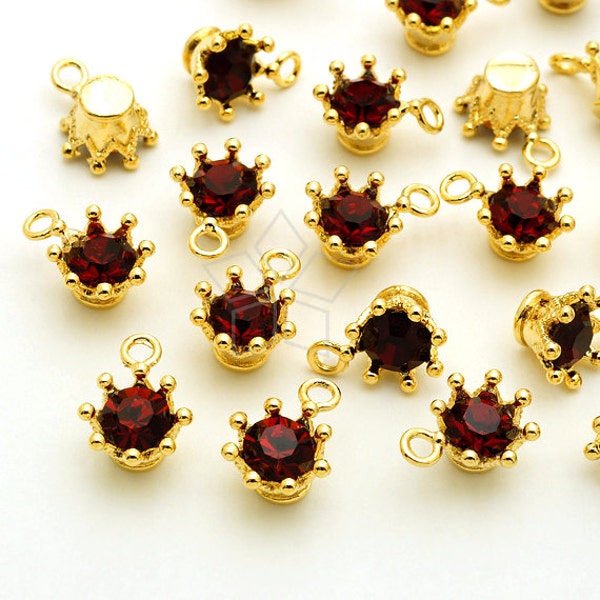 PD-1772-GD / 4 Pcs - Tiny Rhinestone Crown Charms, Tiara Charm Pendant (Siam), Gold Plated over Pewter / 7.7mm x 10mm