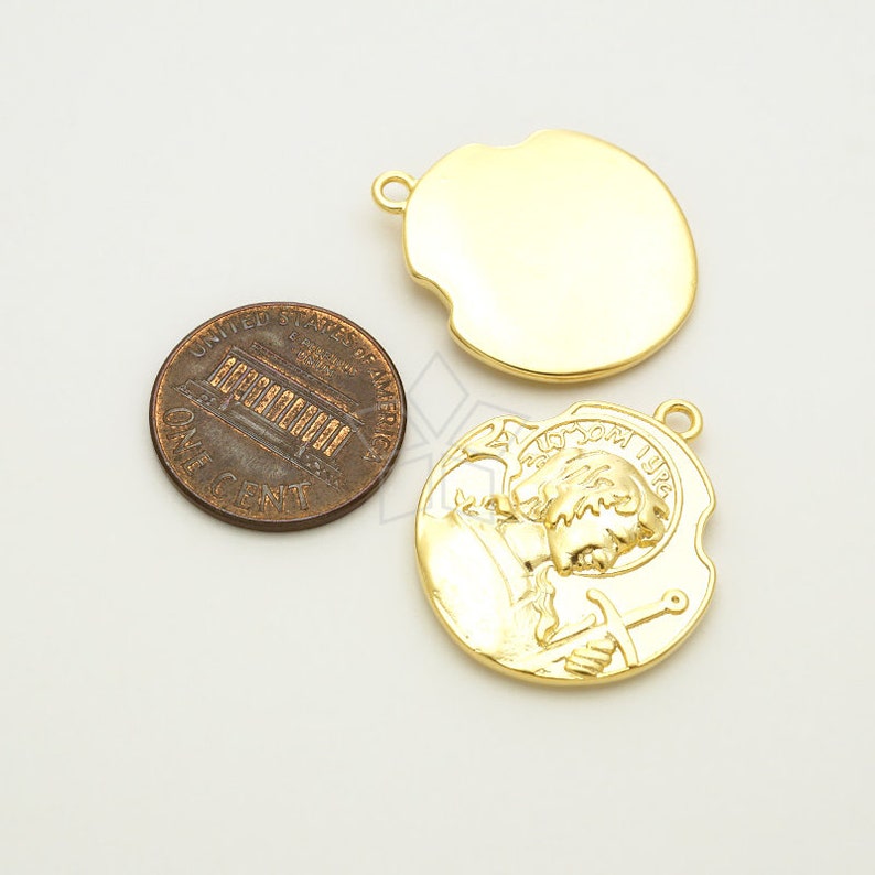 PD-3043-MG 2 Pcs Matte Gold Plated over Brass 22mm Classic Middle Ages Knighthood Medal Coin Charms Knight Coin Pendant