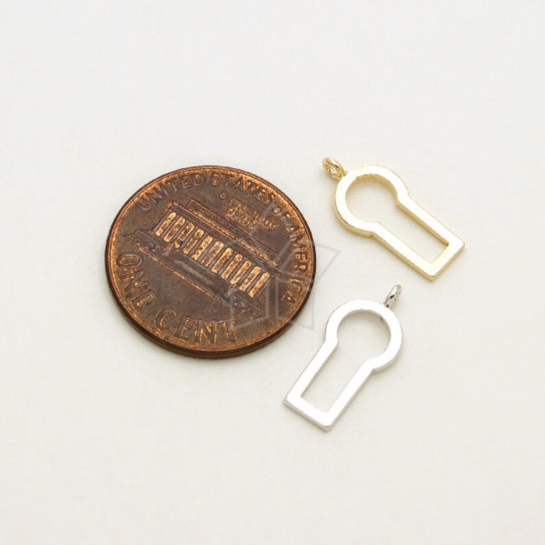 Glossy Key Hole Charms Gold Plated over Brass 7mm x 15mm Simple Key Lock Pendant PD-2640-GD 2 Pcs