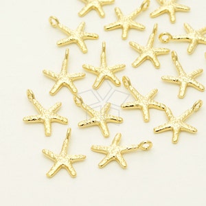 PD-1381-GD / 2 Pcs - Tiny and Shiny Sea Star Starfish Charm Pendant, Gold Plated over Brass / 9mm x 11.8mm