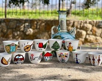 Set van 12 handgeschilderde Libanese koffiekopjes | Libanese culturele iconen | Cadeau uit Libanon |  Arabische espressokopjes | Woondecoraties Libanon