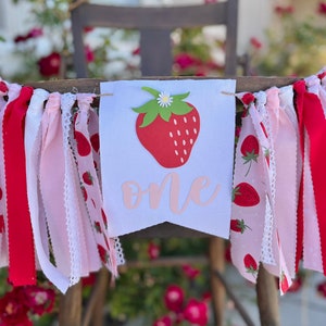 Berry Sweet High Chair Banner | Strawberry banner | First Birthday |Berry Strawberry smash cake photo | I am 1 one | 1st birthday high chair