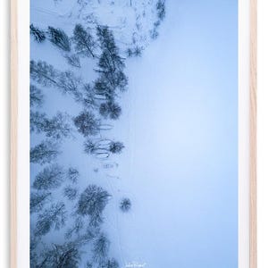 Vista aérea da Lapônia - Barcos cobertos de neve | Impressão fotográfica