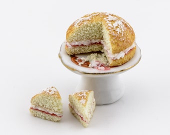 dollhouse miniature Victoria sponge  cake miniature food