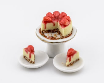 1/12 scale dollhouse miniature strawberry cheesecake