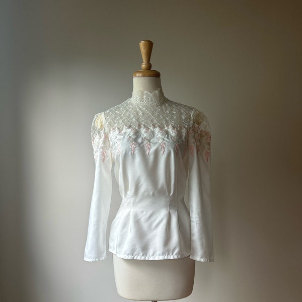 Vintage Gunne Sax Style Embroidered Top - white prairie blouse - back button - nipped waist - S M