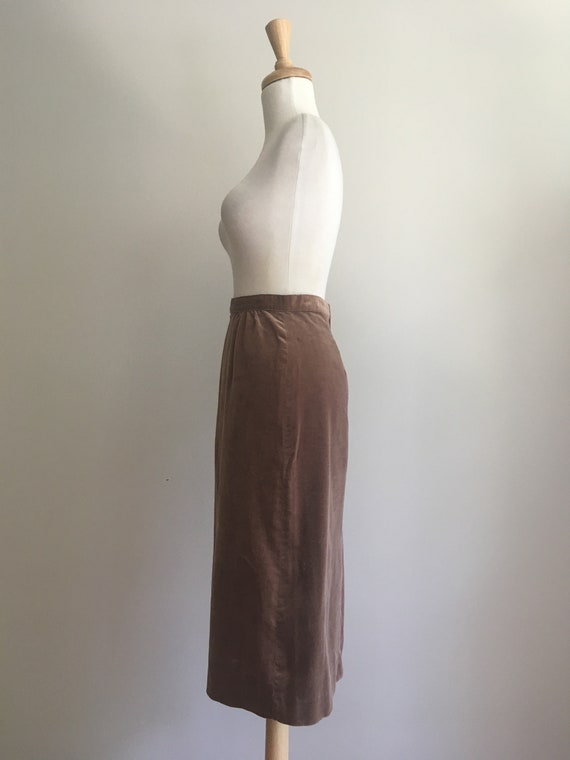 Vintage 70s Velour Skirt - below the knee - acade… - image 4