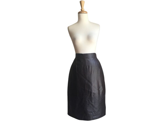 Vintage Brown Leather Skirt - pencil skirt - below kn… - Gem