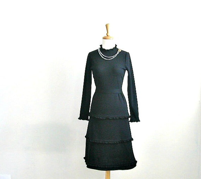 Mod 1960s Toni Todd Long Sleeve Mod Shift Dress