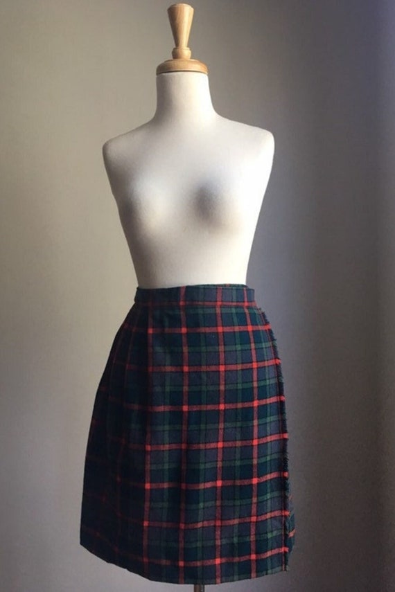 Vintage Tartan Wrap Skirt - above the knee - fring