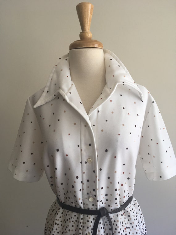 Vintage Shirtwaist Dress - 70s shift - polka dot … - image 5