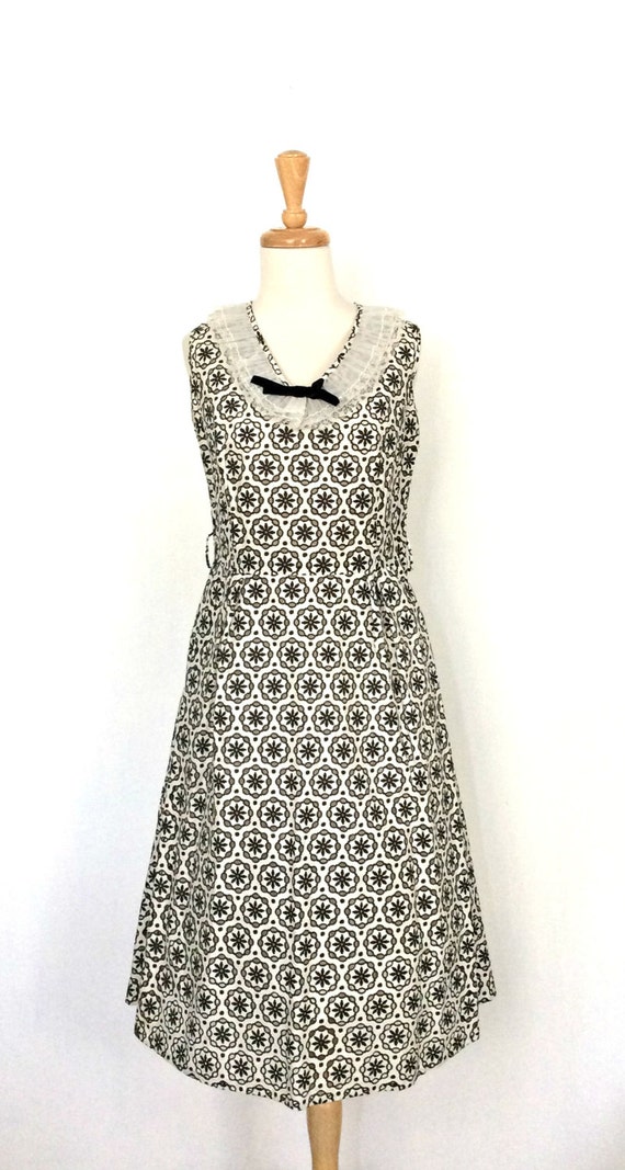 white 1950s swing dress