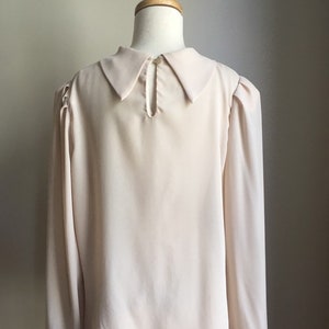 Vintage Romantic Tuxedo Blouse beige top jabot semi sheer M L image 7