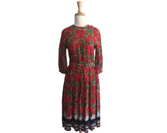 Vintage Red Rose Pleated Dress - cottage core - below knee - Melissa - Medium