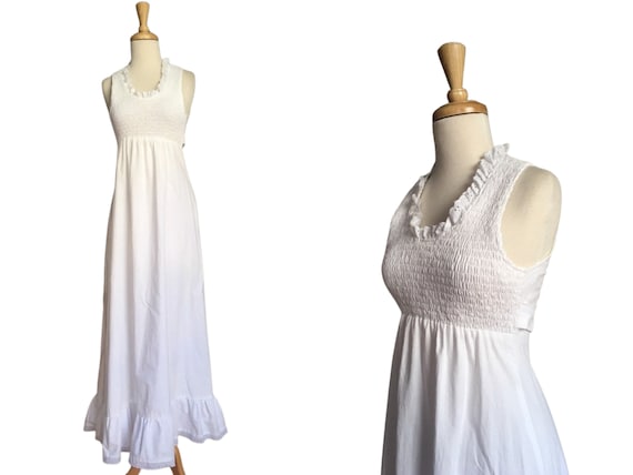 Vintage Hippie White Cotton Dress - 70s maxi - sm… - image 1