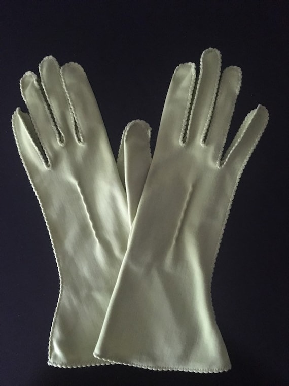 Vintage Chartreuse Gloves - evening glove - prom a