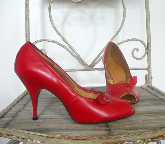 50s Pumps - peep toe shoes - red high heels - sti… - image 2