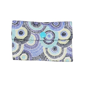 Cartera de tela cosida a mano: un estilo retro radiante
