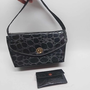 Bolso de mano retro vintage para mujer, bolso con asa superior, bolso de charol negro repujado, monedero y monedero.