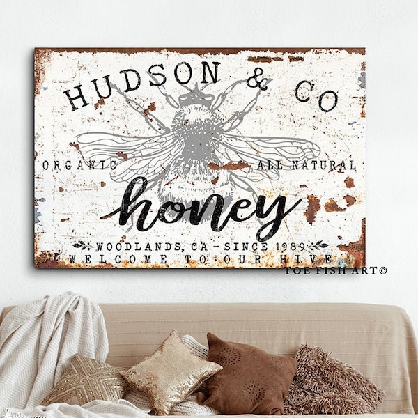 Modern Farmhouse Wall Decor Custom Family Name Sign Personalized Last Name Wall Art Rustic Honey Bee Farm Sign Bee Lover Keeper Home Decor