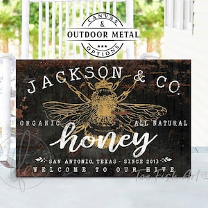 Letrero de abeja personalizado con miel fresca de granja, decoración de pared moderna de granja, letrero rústico de granja de abejas, arte con nombre personalizado, impresión vintage en lienzo o metal