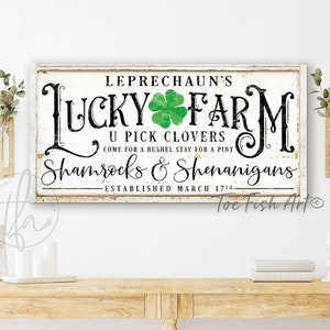 St Patrick's Day Sign Modern Farmhouse Wall Decor Canvas Print Wall Hanging Rustic Vintage Farm Sign Welcome Signs Personalized Family Name