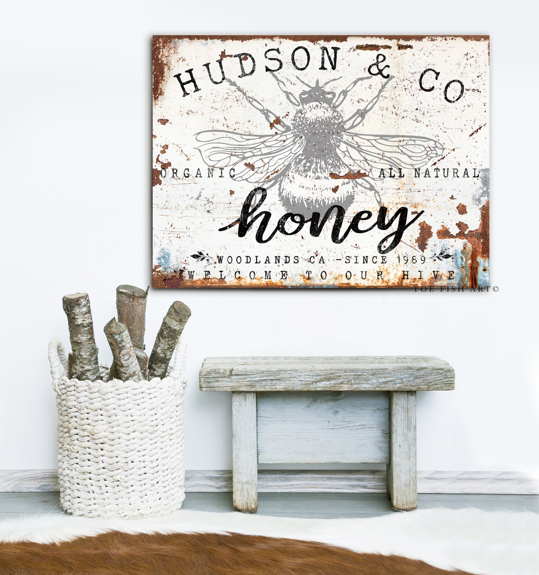 Brandi Raae: Farmhouse Style Honey Bee Decor