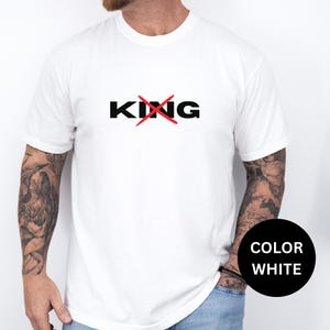 Comfort Colors &quot;No KINg&quot; Immigration Justice T-Shirt – Protest Deportation, Stand for Human Rights