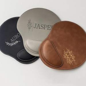 Custom Name Leather Mouse Pad, Floral Ergonomic Mousepad, Customizable Desk Pad, Laser Engraved Gift for Coworker, Personalized Office Decor