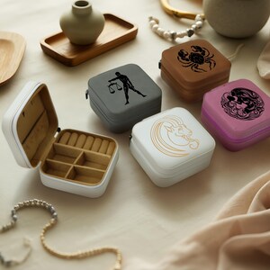 Custom Zodiac Jewelry Box with Name, Personalized Travel Jewelry Organizer, Engraved Astrology Gift for Women, Bridesmaid Gift Idea