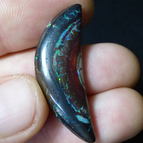 38 x 13 x 6.5 mm - 29 carat - Video - Koroit - Australian Boulder Opal - Cabochon -  Untreated Opal - Cabochon - FR138