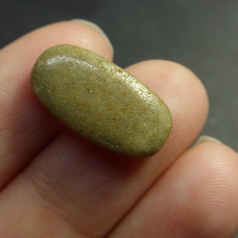 Gemstone Supplies EW28 Natural Australian Opal 6.6ct Designer Cabochon Video Solid Mintabie Opal 17.5 x 9 x 5mm