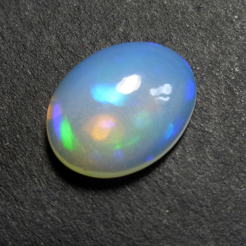 Quality Blue Green flash Welo freeform Intense Colour TT15 Blue Ethiopian Crystal Opal Welo Opal