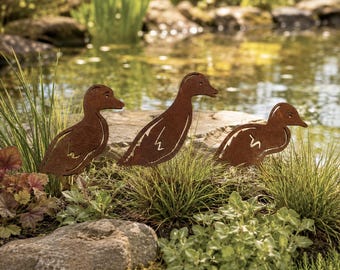 Set of 3 Metal Duck Garden Stakes, Rustic Duckling Garden Ornaments