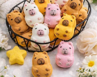 Capybara Mini Bath Bombs – Set of 10, Pineapple Scented, Kids Bath Fun