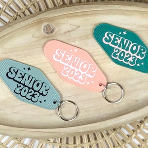 Senior Motel Keychain Retro Senior 2023 Keychain Class of 2023 Motel Keychain Personalized Hotel Keychain Senior 2023 Gift Hotel Keychain