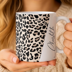 Caneca personalizada com estampa de leopardo e zebra, xícara de café com nome personalizado, xícara de cerâmica com design de patchwork, caneca de cerâmica com estampa animal, caneca de chá da moda