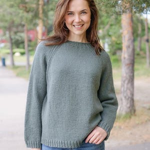 Mossline Sweater Knitting Pattern, Classic Raglan Sweater with Rolled Neck, Seamless Top-Down Design – Sizes XS–XXXL – Instant PDF Download