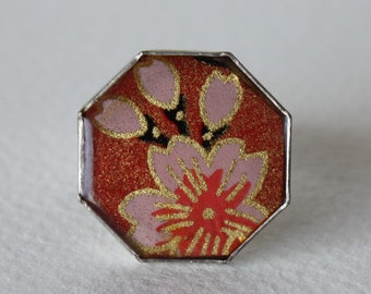 Ring of pink and red floral patterns, Italian paper florentine style, Green and gold, Handmade jewel in resin, Adjustable ring