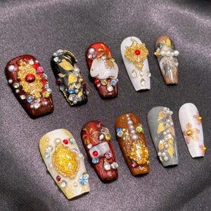Baroque Press On Nails, Luxury Rhinestone Nails, Vintage Gold Gem Nails, Handmade Statement Nails, Gothic Royal Nail Set