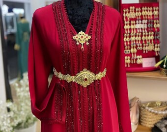 Rode Marokkaanse kaftan – Elegant ton-sur-ton borduurwerk – Bruiloft, Eid, Verloving – Op maat gemaakt en in elke gewenste kleur – Gepersonaliseerd