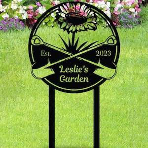 Custom Sunflower Metal Yard Sign w/ Stake, Outdoor Gardener Name Date Sign, Personalized Mom Gift, Rustic Home Gift,Gold Home Name Sign Gift