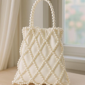 Handmade Pearl Beaded Bridal Bag, White Satin Clutch, Elegant Wedding Purse, Gift for Bride, Beaded Evening Bag